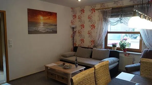 Familie Neugebauer Apartman